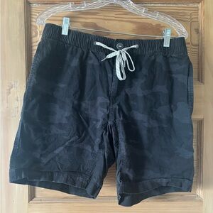 Vuori Ripstop Shorts Black Camouflage Size L
